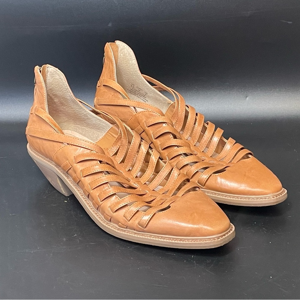 Kelsi Dagger Brooklyn Clinton Shooties Women’s Size 8.5 Sandals